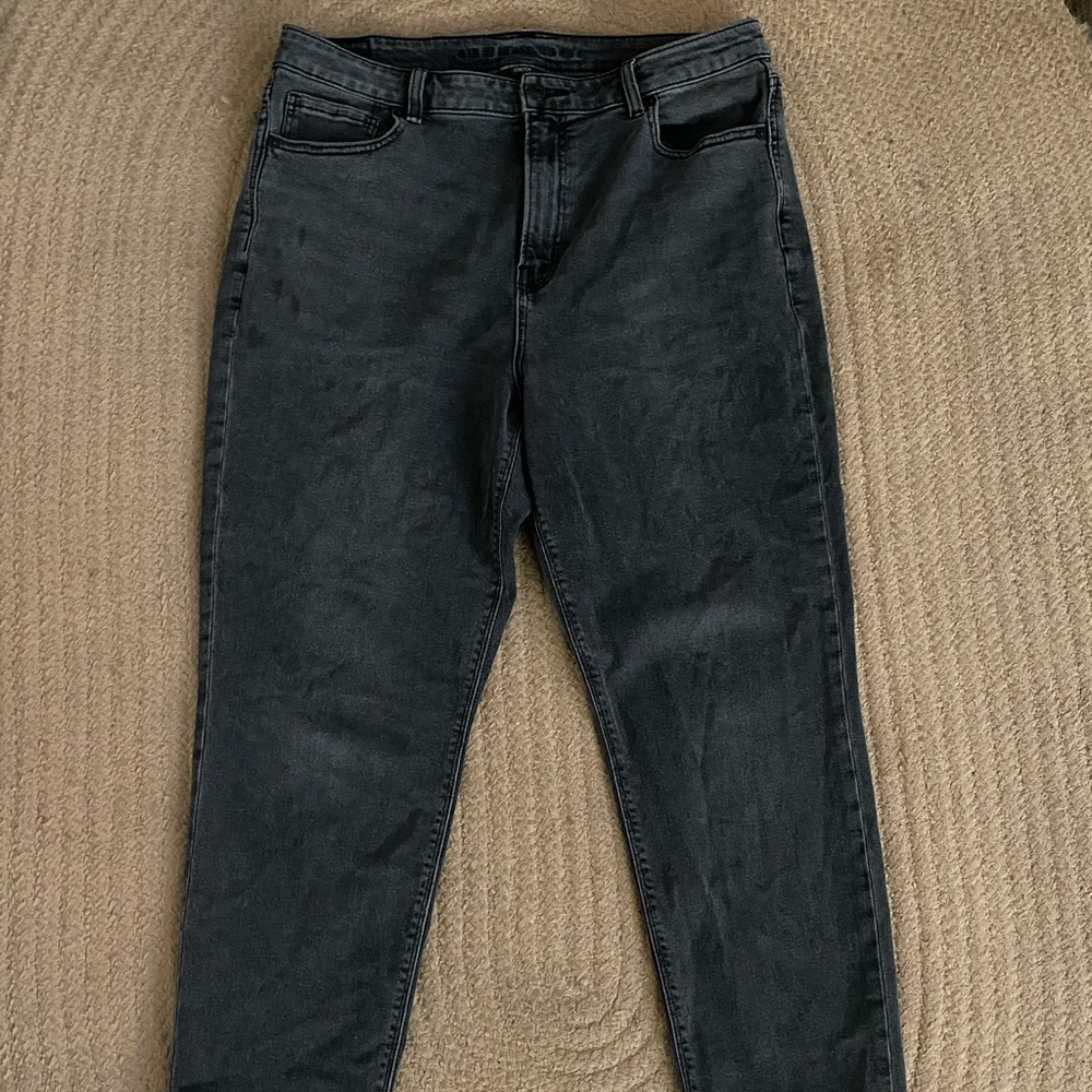 AEMom jeans